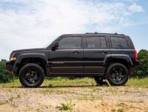 2 Inch Jeep Suspension Lift Kit 10-17 Patriot 4WD Rough Country