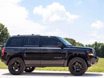 2 Inch Jeep Suspension Lift Kit 10-17 Patriot 4WD Rough Country