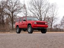 3 Inch Jeep Series II Suspension Lift Kit N3 Shocks 84-01 Cherokee XJ Rough Country