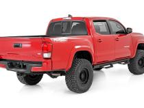 3.5 Inch Toyota Vertex and V2 Bolt-On Lift w/Rear Leaf Springs 05-21 Toyota Tacoma Rough Country