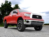 4.5 Inch Toyota Suspension Lift Kit w/ N3 Struts For 07-15 Tundra Rough Country