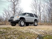 Toyota 4Runner 3 Inch Suspension Lift Kit w/N3 Shocks For 96-02 Toyota 4Runner Rough Country