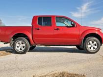 2.5 Inch Leveling Strut Extensions 05-Up Frontier/Xterra Rough Country