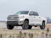 2.5-3 Inch Leveling Lift Kit 07-20 Tundra 2WD/4WD Rough Country