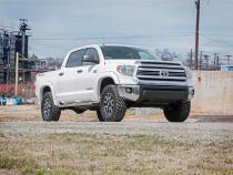 2.5-3 Inch Leveling Lift Kit 07-20 Tundra 2WD/4WD Rough Country