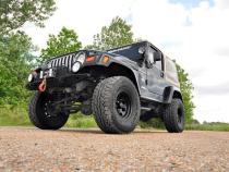 4 Inch Jeep Suspension Lift Kit 97-02 4WD Jeep Wrangler TJ Rough Country
